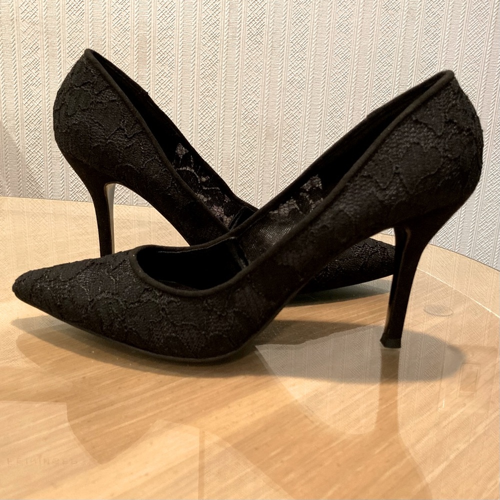 Nine West Black Lace Heels